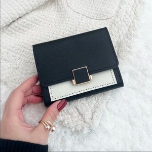 Metal Detail Color-block Small Wallet